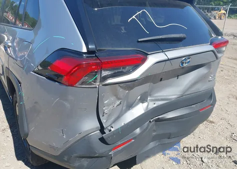 2021 Toyota Rav4 Hybrid Xle z USA, uszkodzony, nr VIN JTMR6RFV1MD510112